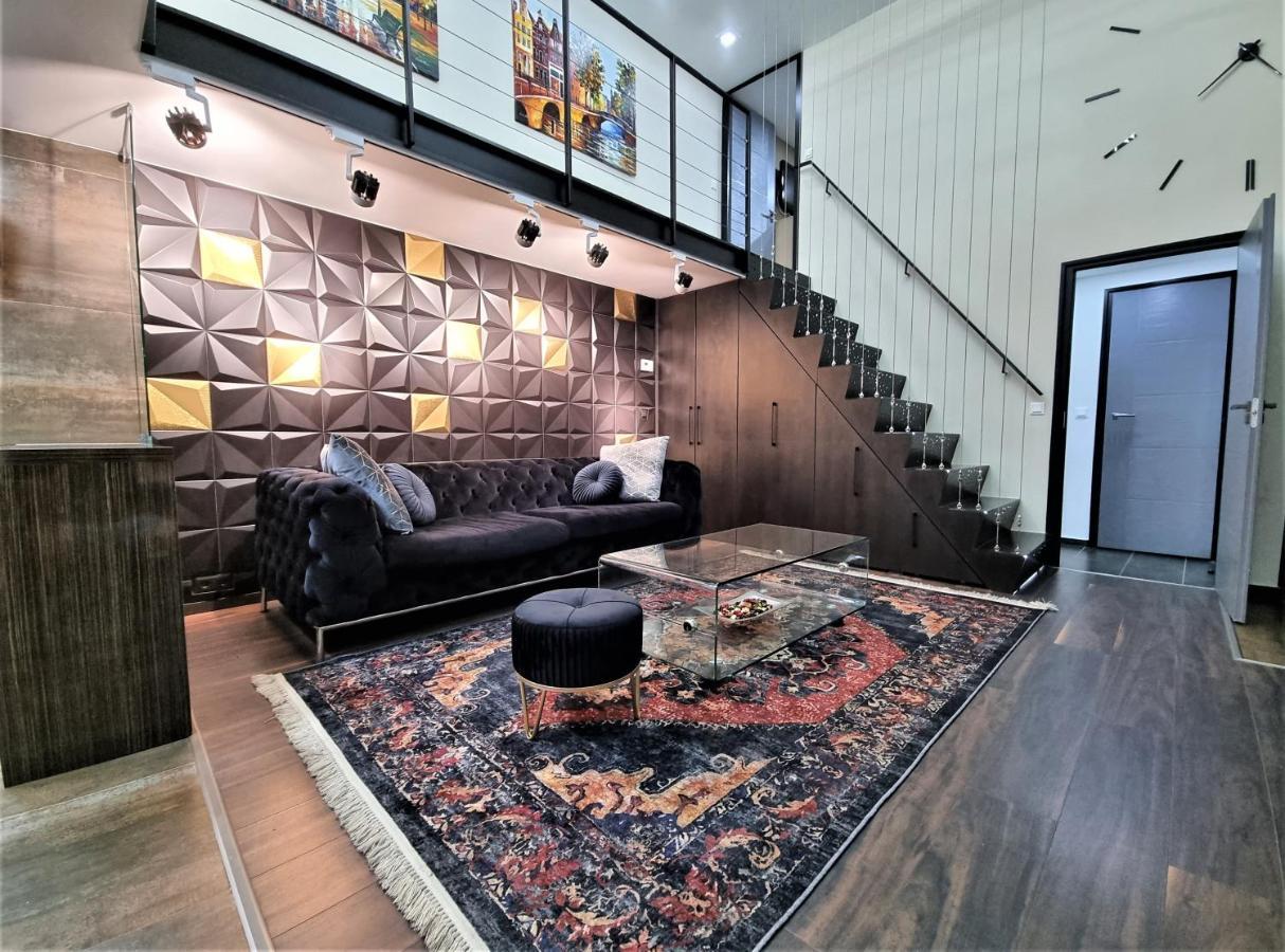 Goldcentral Apartment Art B6 Budapest Bagian luar foto