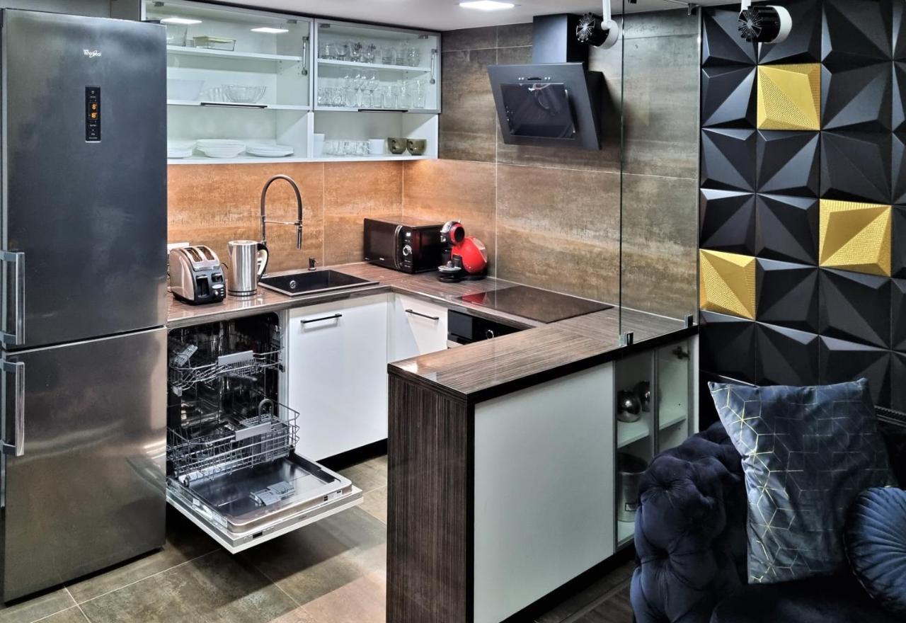 Goldcentral Apartment Art B6 Budapest Bagian luar foto