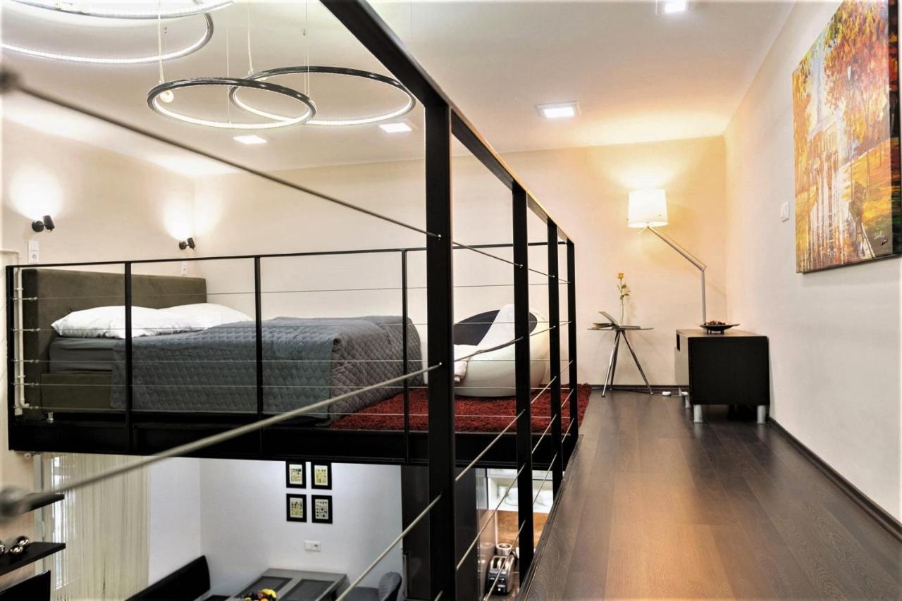 Goldcentral Apartment Art B6 Budapest Bagian luar foto